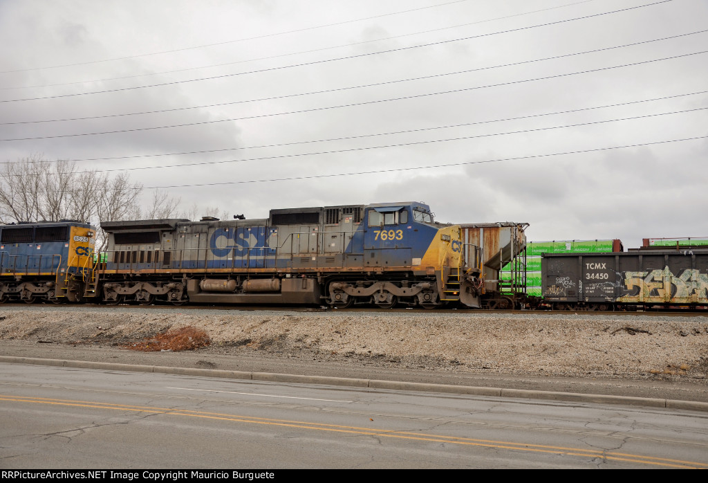 CSX C40-8W Locomotive